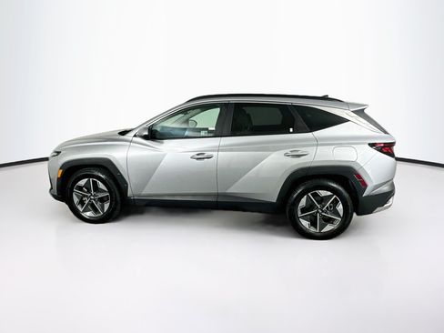 Used 2025 Hyundai Tucson SEL FWD image 4