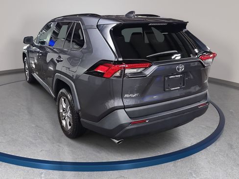 Used 2023 Toyota RAV4 XLE w/ Convenience Package FWD image 7
