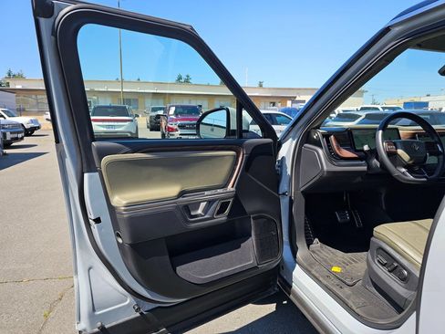 Used 2023 Rivian R1S Adventure Quad AWD/4WD image 19