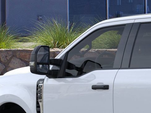 New 2026 Ford F250 XLT w/ FX4 Off-Road Package image 20