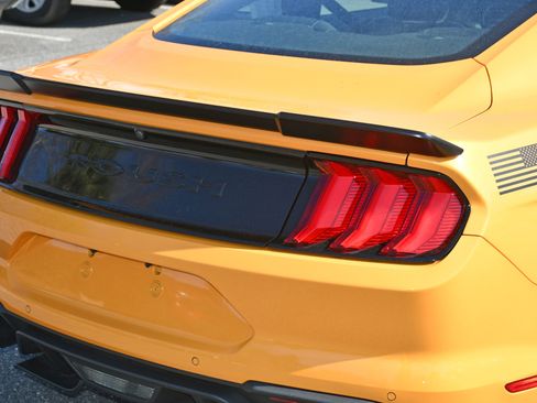 Used 2022 Ford Mustang GT Premium w/ GT Performance Package image 10