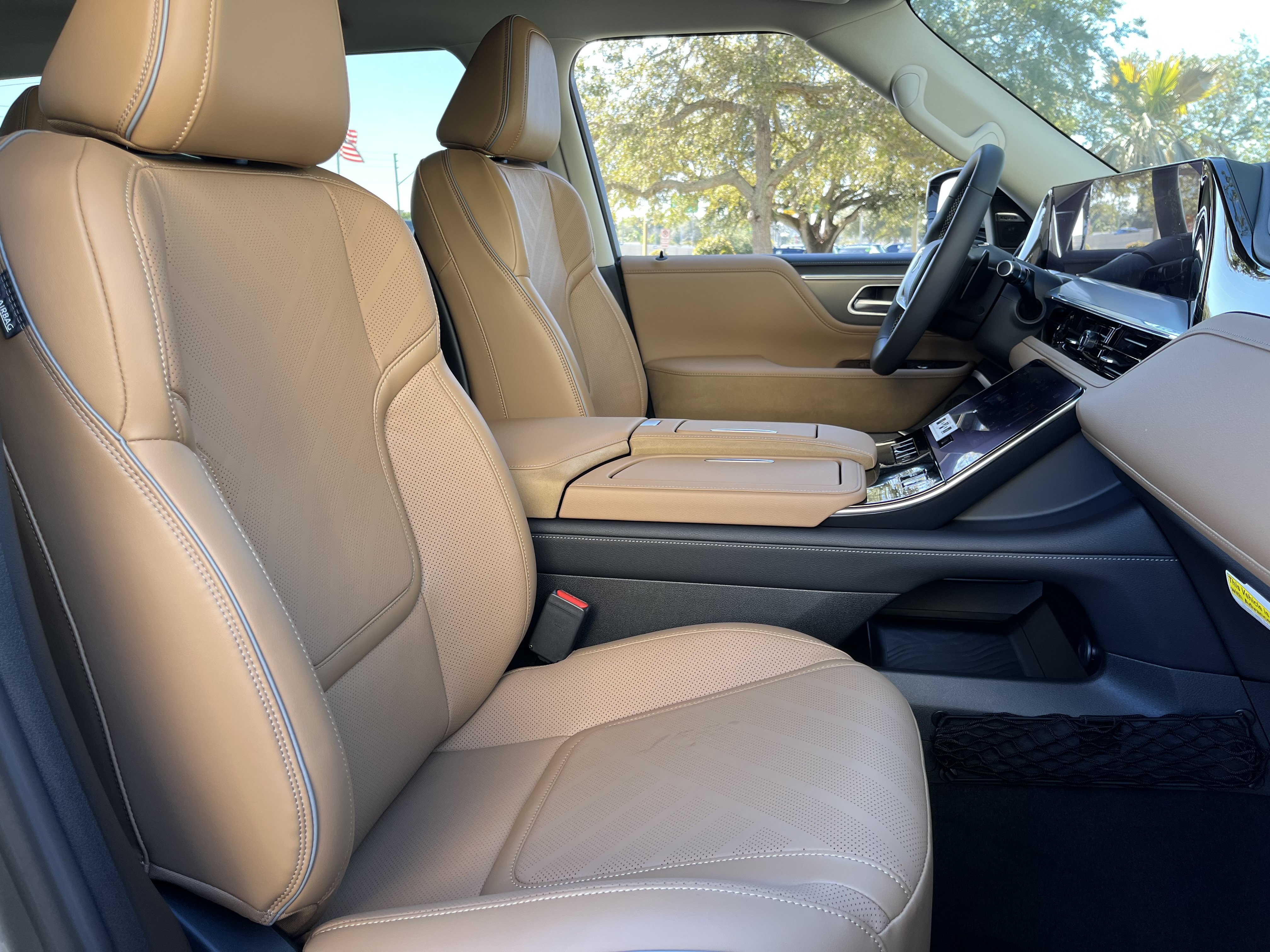 New 2027 INFINITI QX80 Luxe w/ Cargo Package RWD image 20