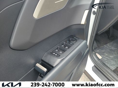 New 2027 Kia Telluride LX FWD image 23