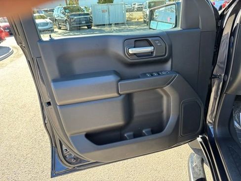 Used 2022 Chevrolet Silverado 1500 Custom image 12