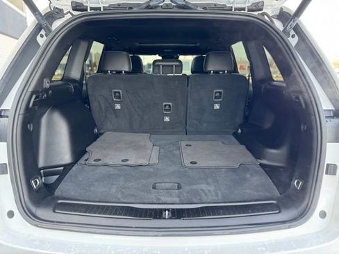 Used 2023 Jeep Grand Cherokee Altitude image 24