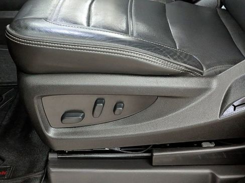 Used 2019 GMC Yukon Denali w/ Denali Ultimate Package image 13