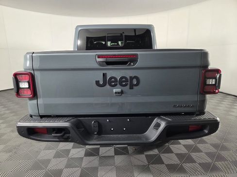 New 2026 Jeep Gladiator Sport image 5