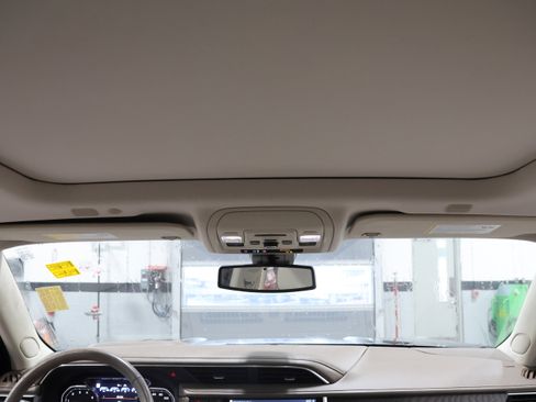 Used 2021 GMC Yukon XL Denali image 31