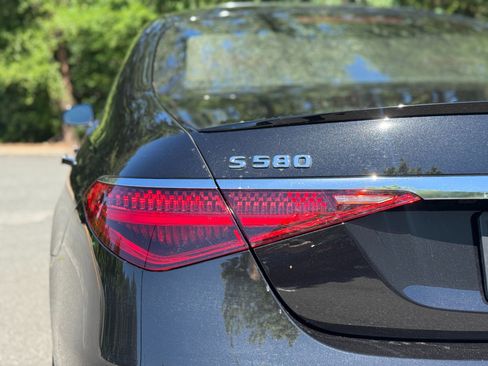 Used 2023 Mercedes-Benz S 580 4MATIC Sedan image 23