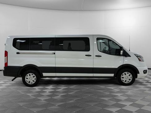 Used 2023 Ford Transit 350 XLT RWD image 5