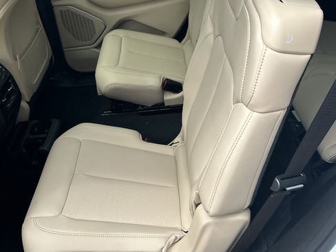 New 2026 Jeep Grand Cherokee L Limited AWD/4WD image 13