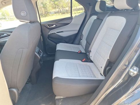 Used 2023 Chevrolet Equinox LT image 17