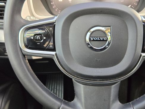 Used 2023 Volvo XC90 B5 Core AWD/4WD image 21
