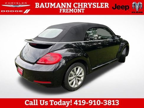 Used 2015 Volkswagen Beetle TDI FWD image 6