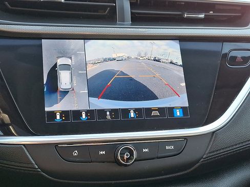 Used 2020 Buick Encore GX Select w/ Experience Buick Package image 19