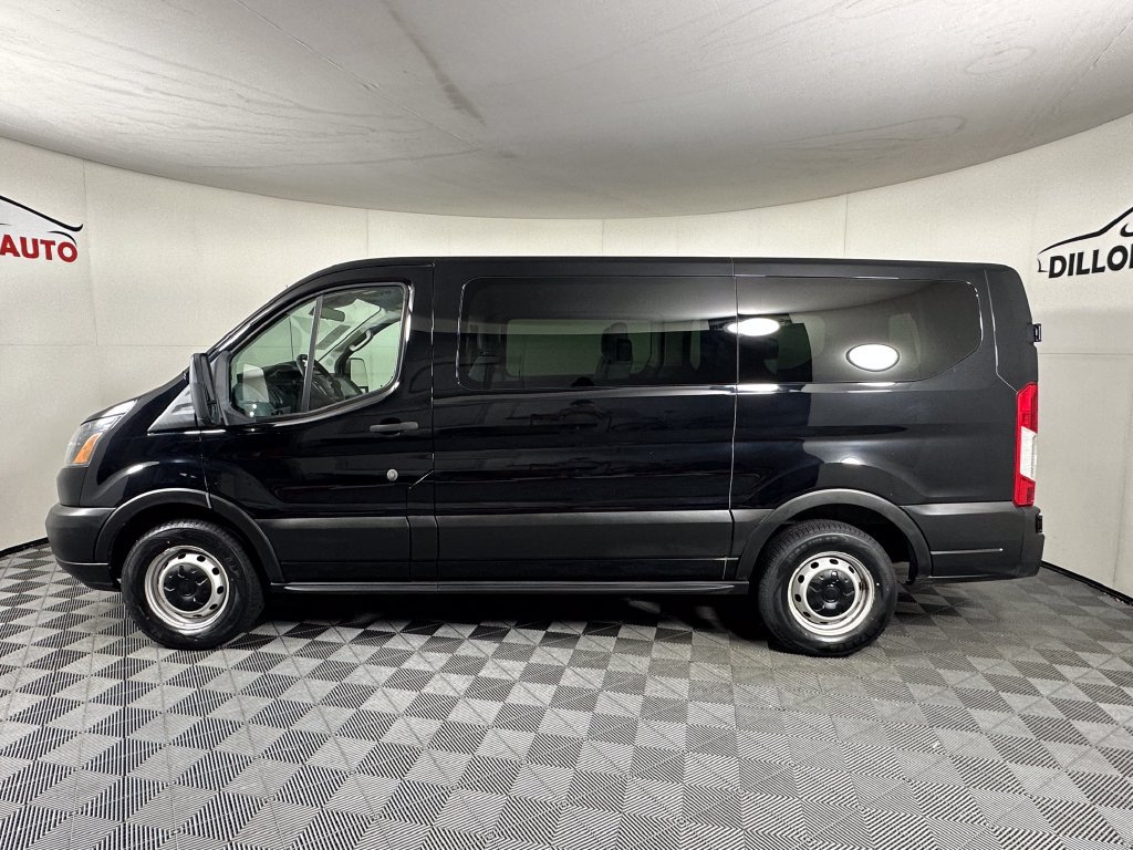 Used 2019 Ford Transit 150 XL RWD image 3