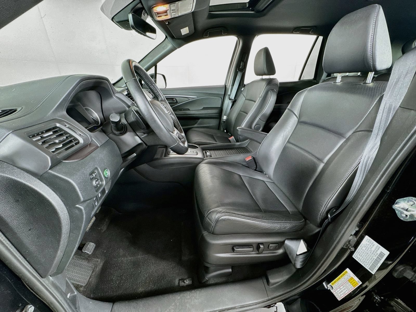 Certified 2023 Honda Passport EX-L image 12