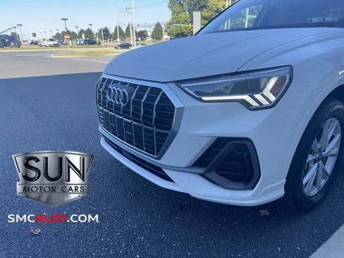 Certified 2025 Audi Q3 2.0T Premium Plus w/ Premium Plus Package image 39