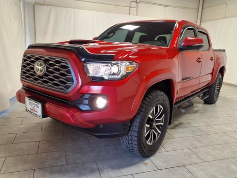 Used 2021 Toyota Tacoma 4x4 Double Cab image 3