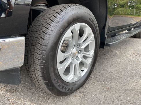 Used 2023 Chevrolet Silverado 1500 LTZ w/ LTZ Convenience Package II AWD/4WD image 10