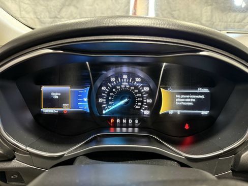 Used 2017 Ford Fusion Titanium AWD/4WD image 19