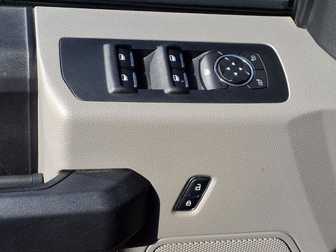 Used 2016 Ford F150 XL w/ Equipment Group 101A Mid RWD image 14