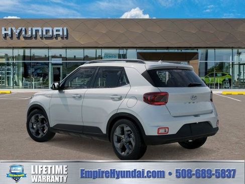 New 2026 Hyundai Venue SEL image 5