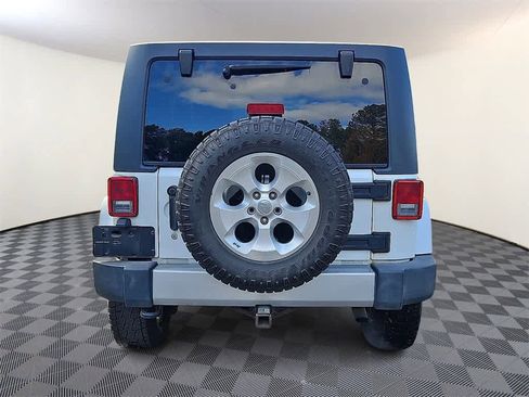 Used 2013 Jeep Wrangler Unlimited Sahara w/ Dual Top Group image 5