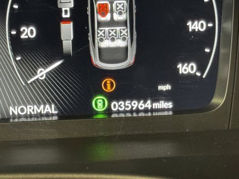 Used 2023 Acura Integra Base image 13