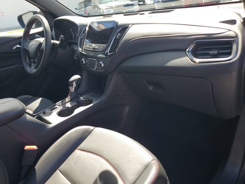 Used 2024 Chevrolet Equinox RS w/ RS Leather Package image 17