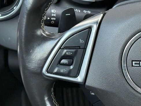 Certified 2020 Chevrolet Camaro LT image 25