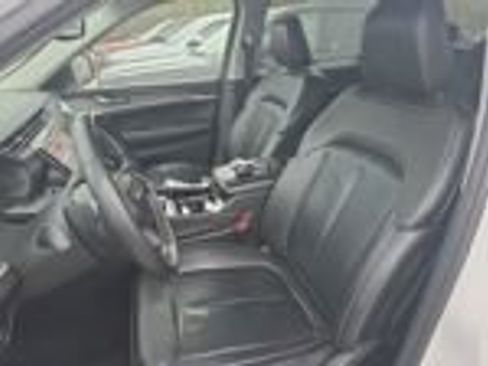 Used 2022 Jeep Grand Cherokee L Limited image 8