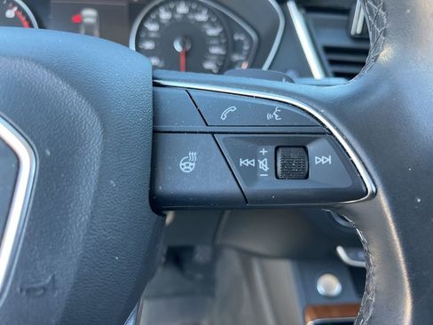 Used 2023 Audi Q5 2.0T Premium w/ Convenience Package image 22