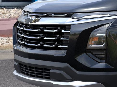 New 2026 Chevrolet Equinox LT w/ Convenience Package II image 17