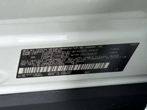 Used 2024 Toyota RAV4 LE FWD image 27
