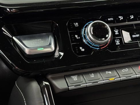 New 2026 GMC Sierra 2500 AT4X image 17