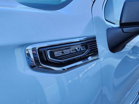 New 2026 GMC Sierra 1500 SLT w/ SLT Premium Plus Package AWD/4WD image 11