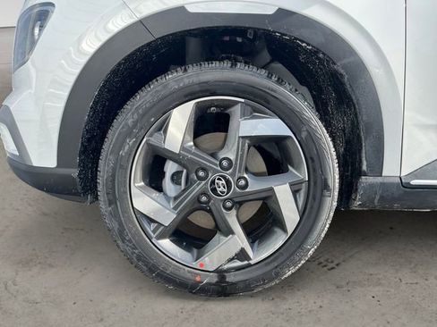 New 2026 Hyundai Venue SEL FWD image 17