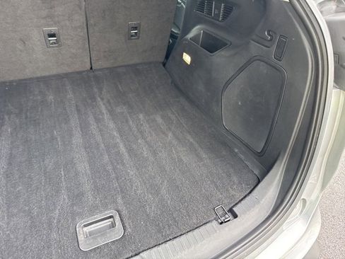 Used 2024 Ford Edge Titanium image 37