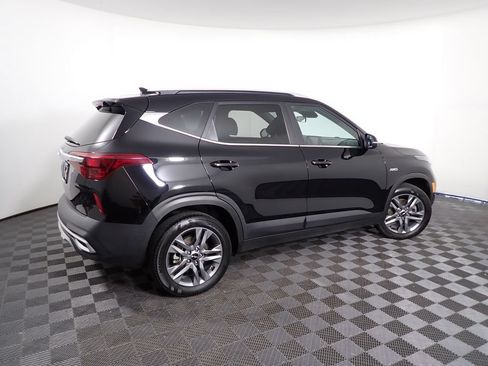 Used 2023 Kia Seltos S AWD/4WD image 17