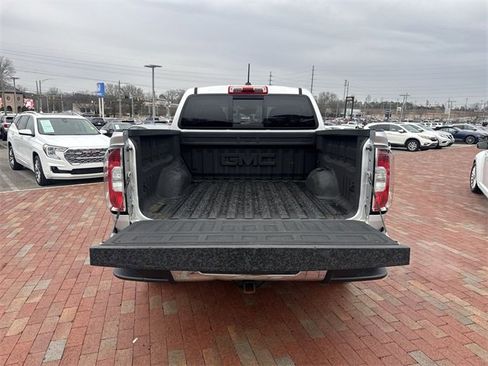 Used 2016 GMC Canyon SLT w/ Driver Alert Package image 28