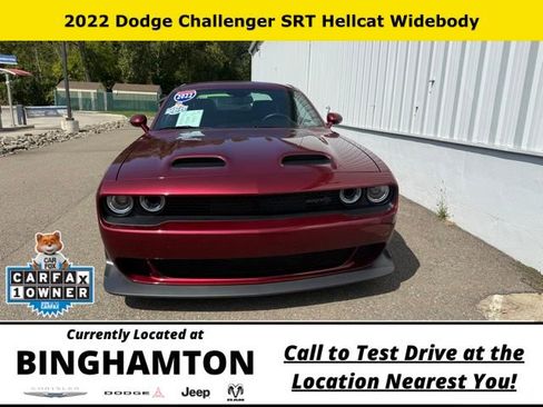 Used 2022 Dodge Challenger SRT Hellcat RWD image 3