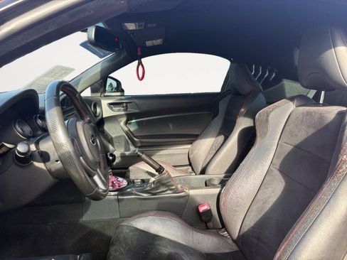 Used 2015 Subaru BRZ Limited w/ Popular Package #2A image 10