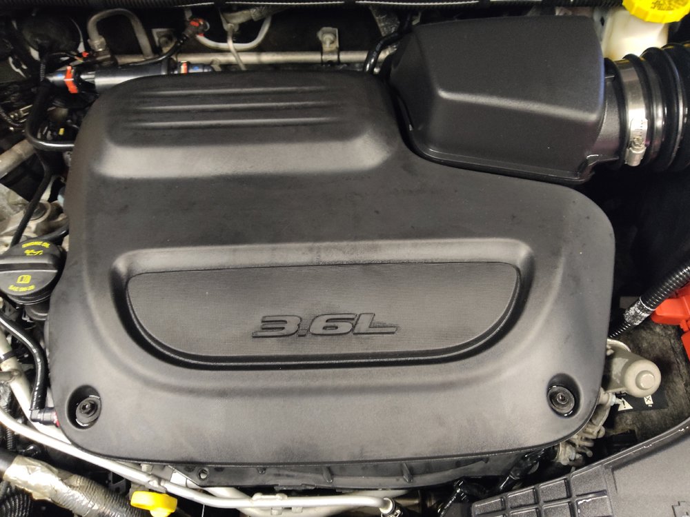 Used 2024 Chrysler Pacifica Touring-L FWD image 30