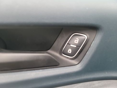Used 2026 Ford Maverick XLT FWD image 12