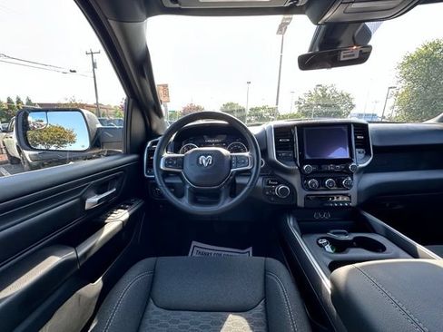 New 2026 RAM 1500 Express AWD/4WD image 15