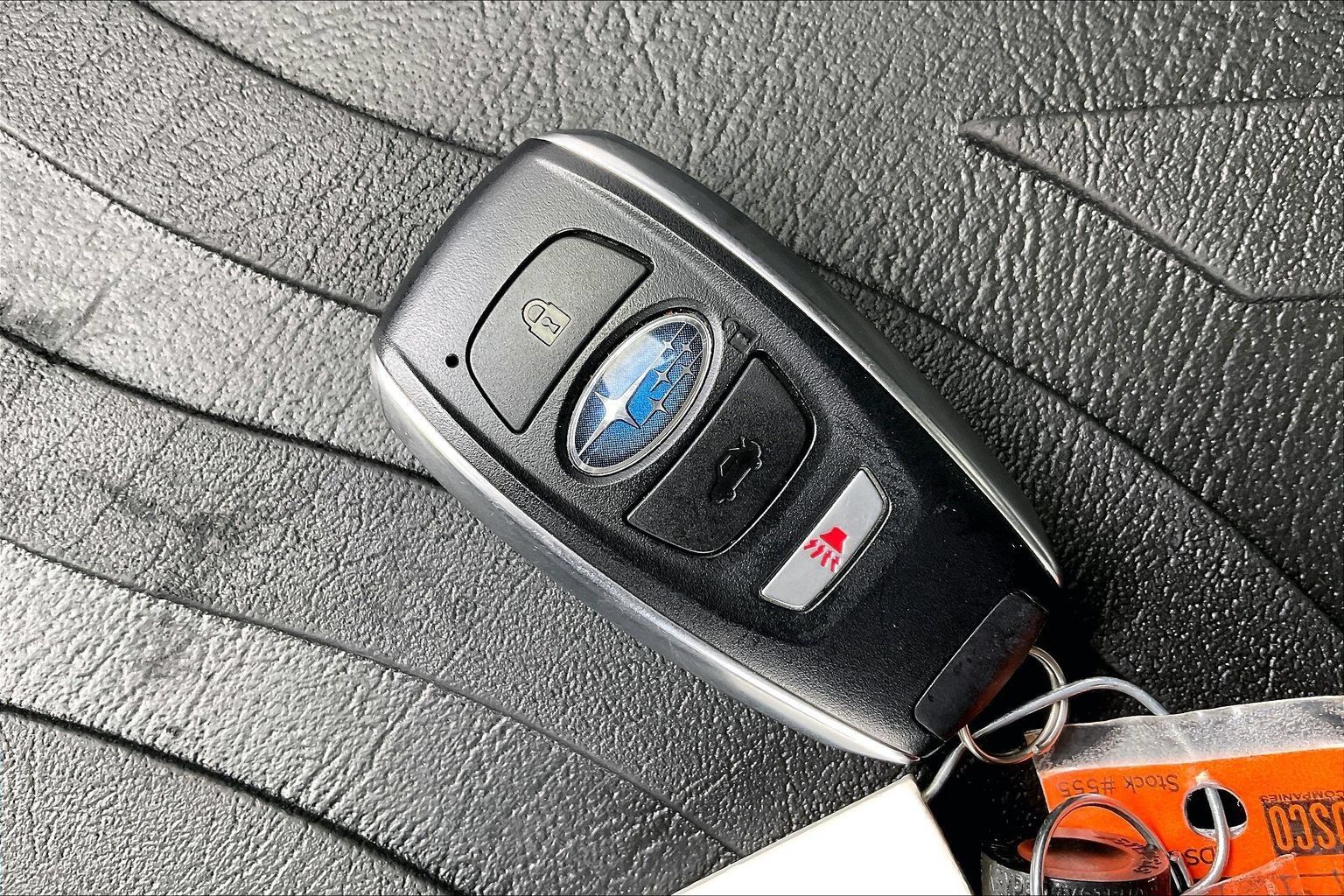 Used 2026 Subaru Outback Touring AWD/4WD image 9