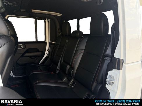 Used 2020 Jeep Gladiator Rubicon AWD/4WD image 16