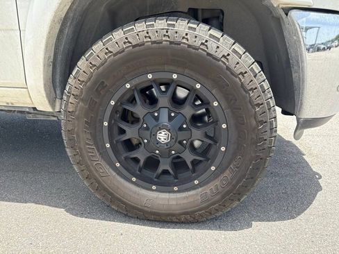 Used 2018 RAM 2500 Laramie w/ Cold Weather Group AWD/4WD image 4