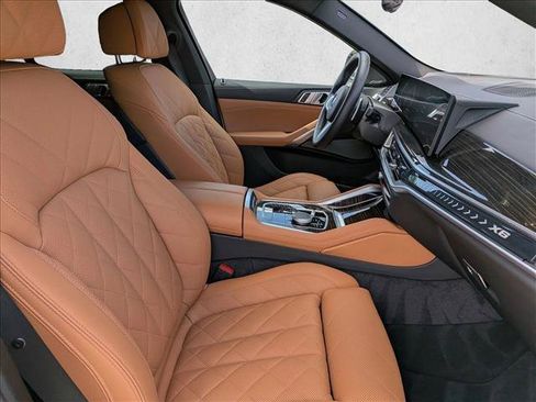 Used 2025 BMW X6 xDrive40i AWD/4WD image 22